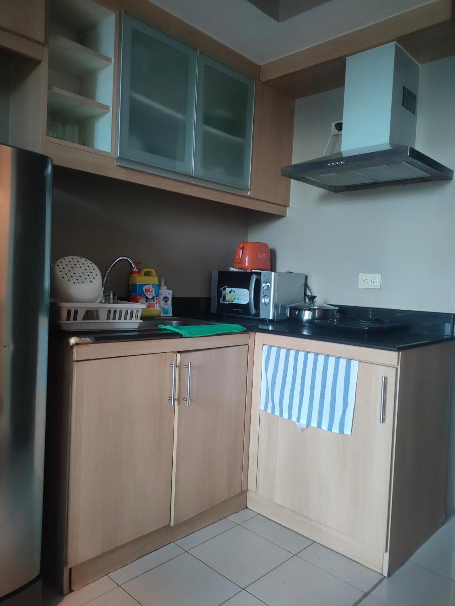 Bay Garden Club And Residences Pasay Buitenkant foto